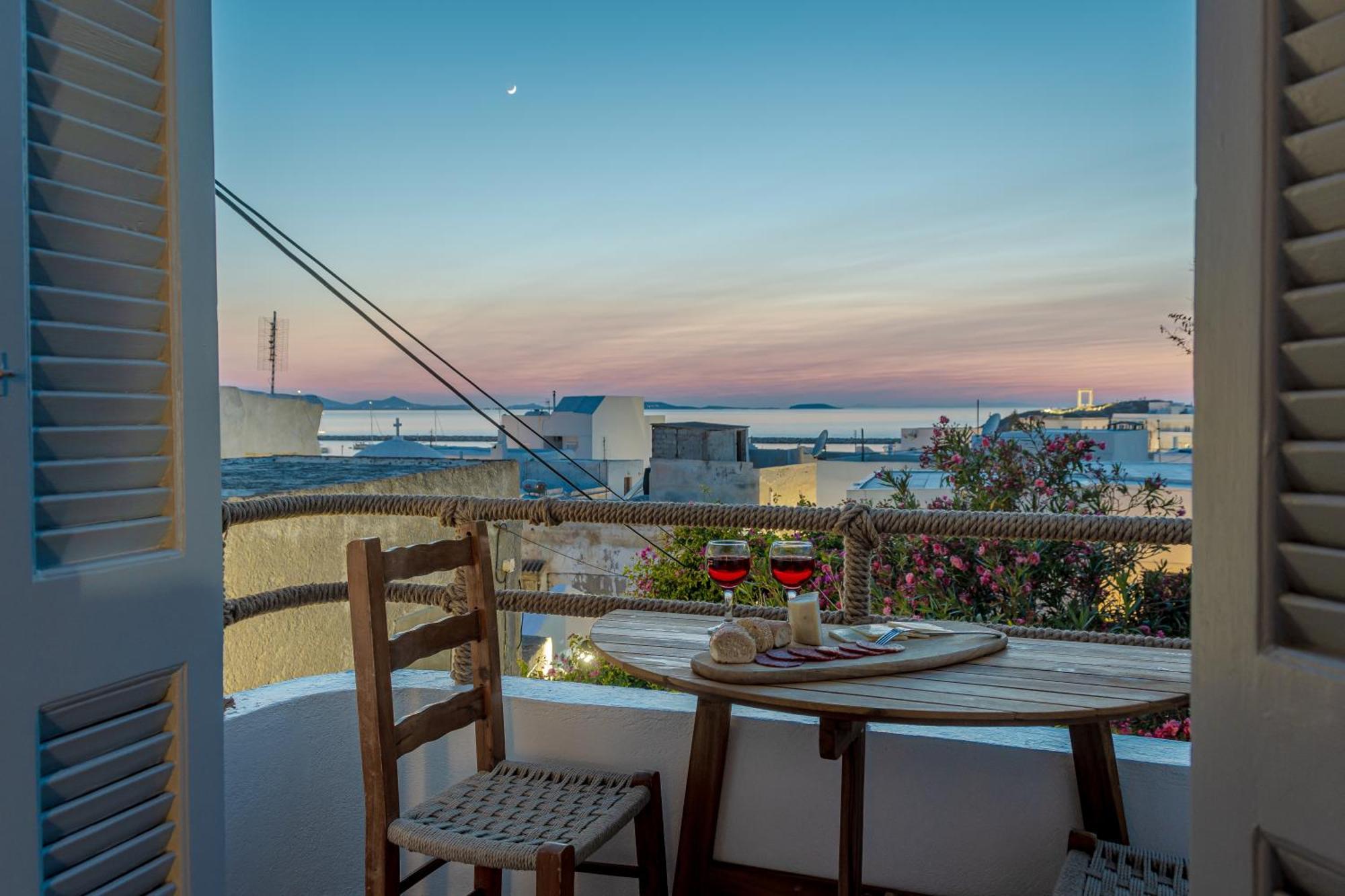 Venetian Suites III Naxos City Exterior photo